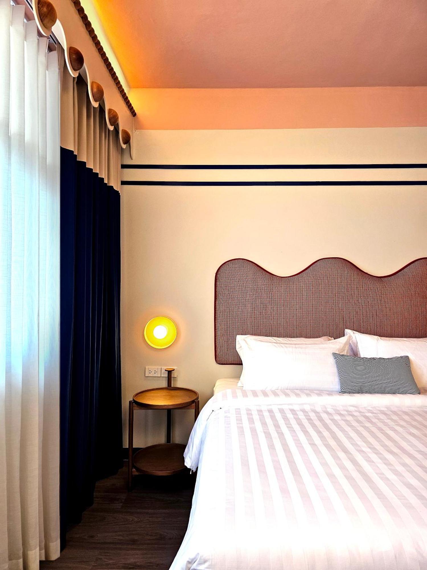 Blu Dock Restel Бангкок Экстерьер фото